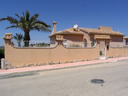 Villa&nbsp;for&nbsp;sale&nbsp;in&nbsp;town&nbsp;241775