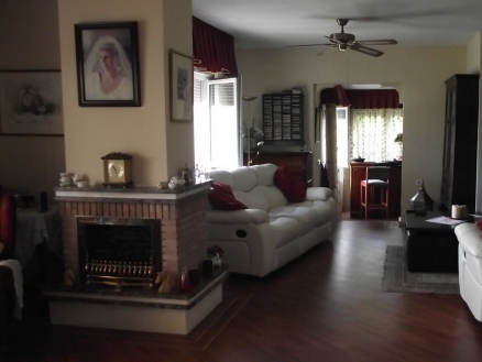 Villa with 5 bedroom in town 241784