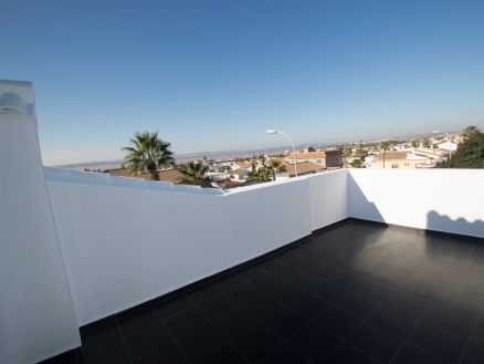 Townhome with 3 bedroom in town, Spain 241800