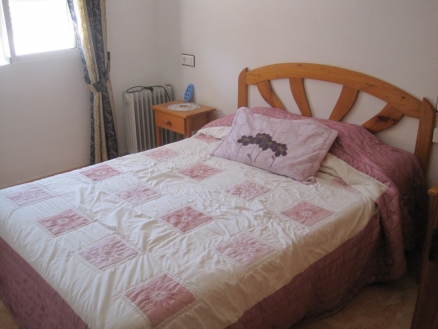 Bungalow&nbsp;with&nbsp;2&nbsp;bedroom&nbsp;in&nbsp;town&nbsp;241836