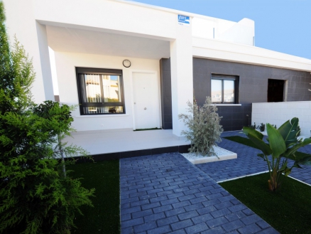 Bungalow for sale in town 241846