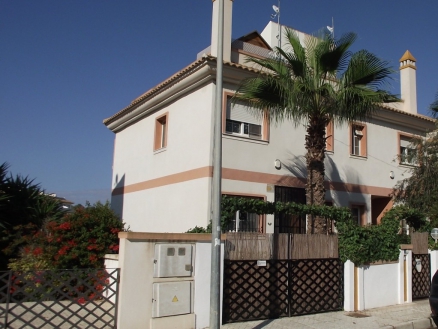 Semi-Detached for sale in town 241851