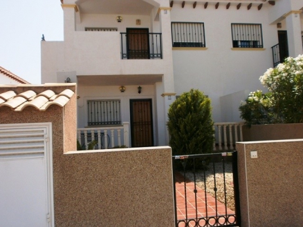 Bungalow for sale in town 241884