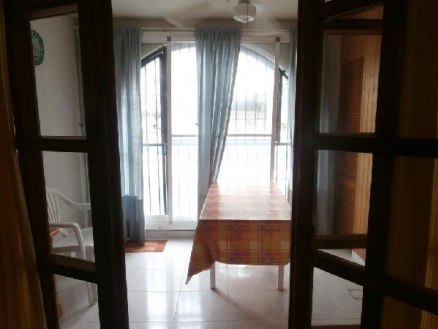 Apartment with 2 bedroom in town 242533