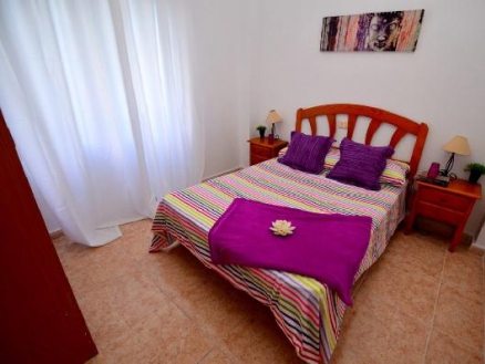  3 bedroom Apartment 242582