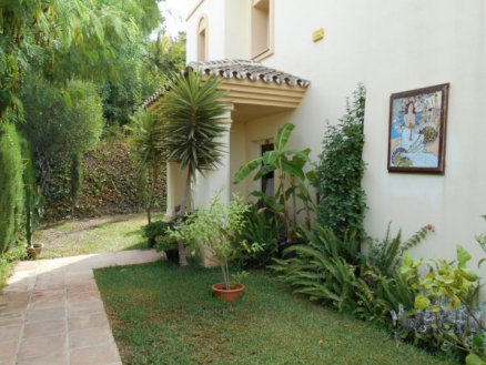 Calahonda property: Calahonda Villa 243248