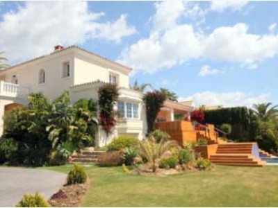 Cancelada property: Commercial for sale in Cancelada, Malaga 243289