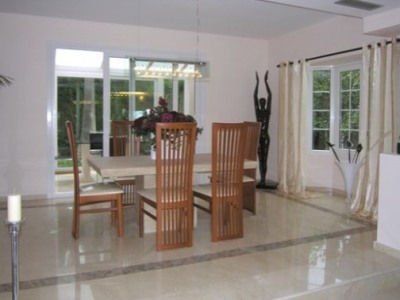 Cancelada property: Cancelada Commercial 243289