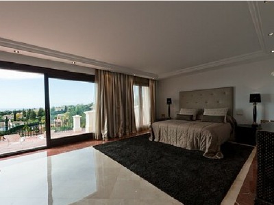 Marbella property: Villa with 7 bedroom in Marbella 243299