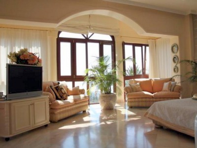 Marbella property: Villa with 6 bedroom in Marbella 243310
