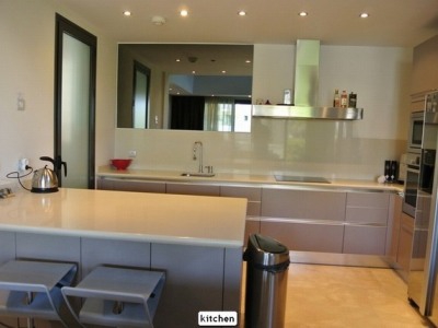 Marbella property: Apartment for sale in Marbella, Malaga 243542