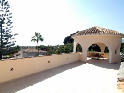 Marbesa property: Villa with 5 bedroom in Marbesa 244011