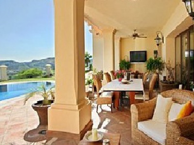 Benahavis property: Malaga property | 4 bedroom Villa 244036