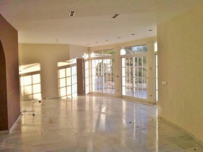 Marbesa property: Villa with 3 bedroom in Marbesa 244041