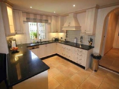 Hacienda Las Chapas property: Villa in Malaga for sale 244109