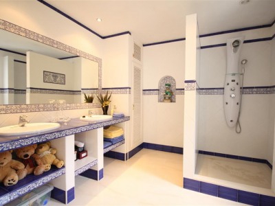 Hacienda Las Chapas property: Villa for sale in Hacienda Las Chapas, Malaga 244134