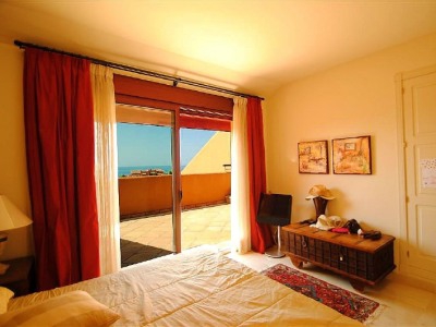 Bahia De Marbella property: Penthouse with 3 bedroom in Bahia De Marbella, Spain 244168