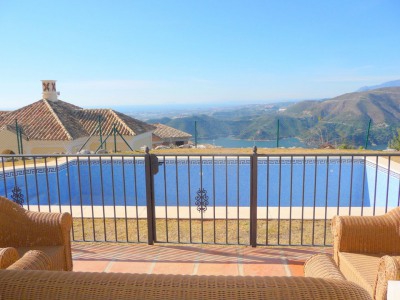 Marbella property: Malaga property | 4 bedroom Villa 244225