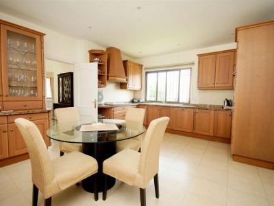 Estepona property: Villa with 6 bedroom in Estepona 244397