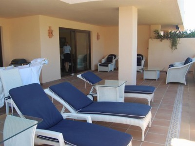 Benahavis property: Apartment with 2 bedroom in Benahavis, Spain 244713