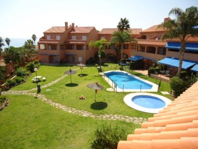 Estepona property: Duplex for sale in Estepona 244820