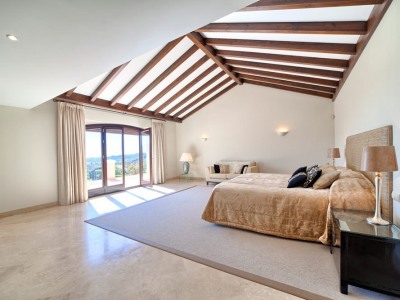 Benahavis property: Villa with 8 bedroom in Benahavis, Spain 244822