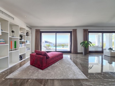 Benahavis property: Villa for sale in Benahavis, Spain 244905