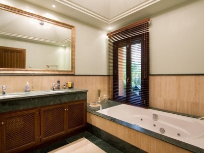 Benahavis property: Villa in Malaga for sale 244910