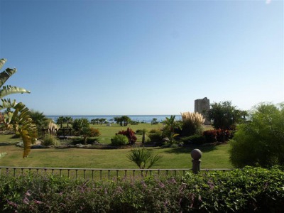 Estepona property: Apartment with 3 bedroom in Estepona 244934