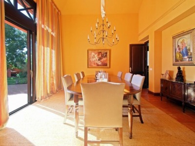 Benahavis property: Villa for sale in Benahavis, Malaga 245019