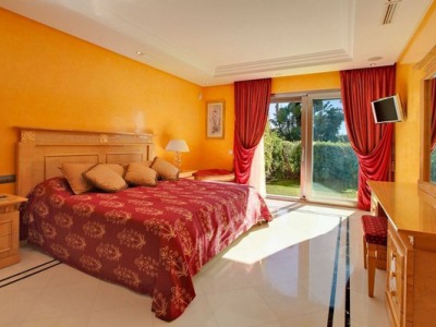 Marbella property: Apartment with 2 bedroom in Marbella, Spain 245085