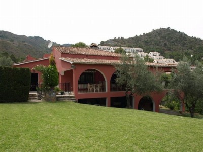 Benahavis property: Villa for sale in Benahavis, Spain 245091