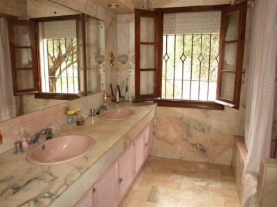 Benahavis property: Malaga Villa 245091