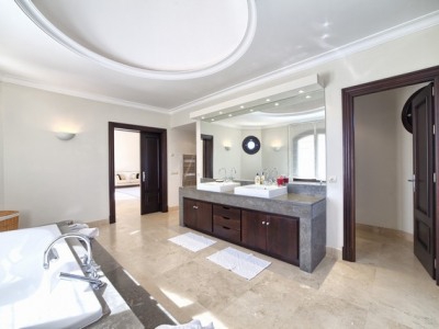 Benahavis property: Malaga property | 8 bedroom Villa 245113