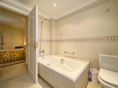 Benahavis property: Malaga Villa 245115