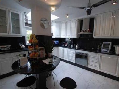 Marbella property: Villa with 4 bedroom in Marbella 245124
