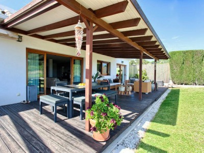Villa for sale in town 245178