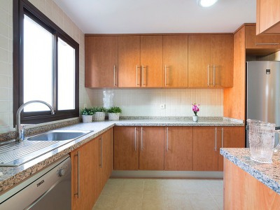 Apartment with 2 bedroom in town 245187