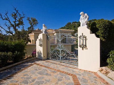 Benahavis property: Villa with 7 bedroom in Benahavis, Spain 245796