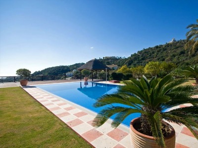 Benahavis property: Villa in Malaga for sale 245796