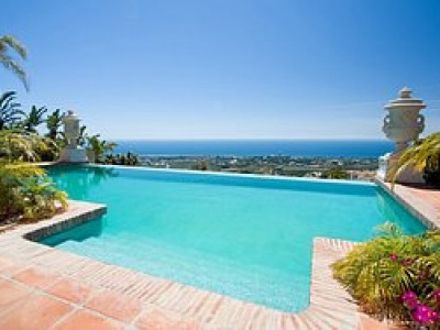 Marbella property: Villa with 5 bedroom in Marbella 245801