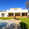 Estepona property: Villa for sale in Estepona 245808