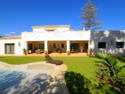 Estepona property: Villa for sale in Estepona 245808