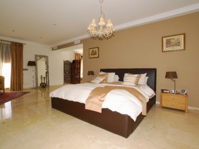 Estepona property: Malaga property | 5 bedroom Villa 245808