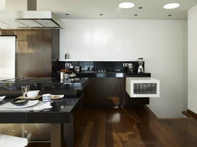 Villa for sale in town, Spain 245813