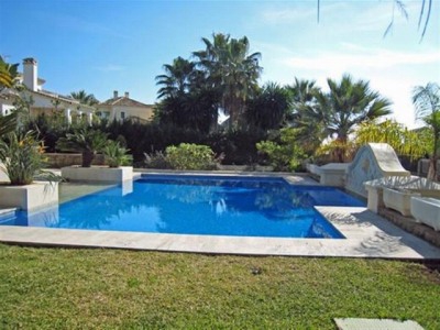 Marbella property: Villa with 4 bedroom in Marbella 245835