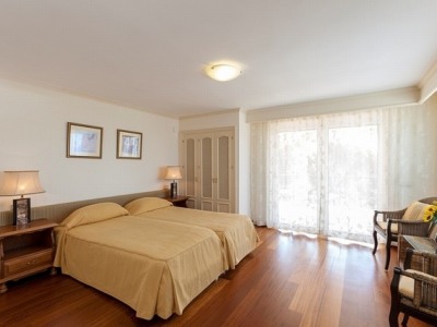 Benahavis property: Malaga Villa 245875