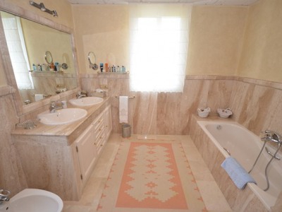 Estepona property: Villa for sale in Estepona, Spain 245882