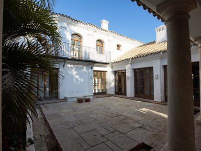 Marbella property: Malaga property | 5 bedroom Villa 245920