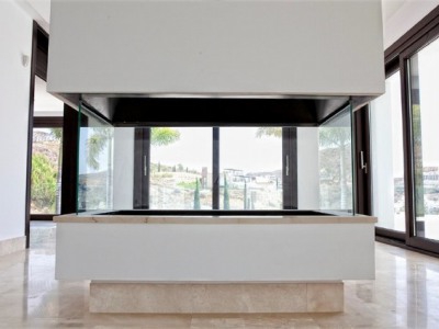 Estepona property: Villa with 5 bedroom in Estepona, Spain 245924